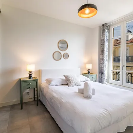Charming 1 Bdr In The Center نيس